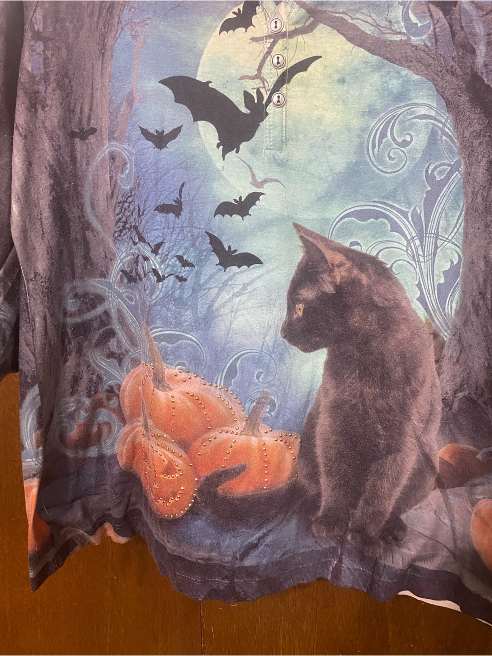 ONE WORLD Black 3/4 Sleeve V-Neck Top with Cat & Pumpkin Night Scene - Picture 2 of 6